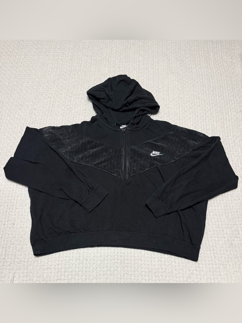 Nike women’s Sportswear Heritage velvet 1/4 zip v-stripe hoodie XL